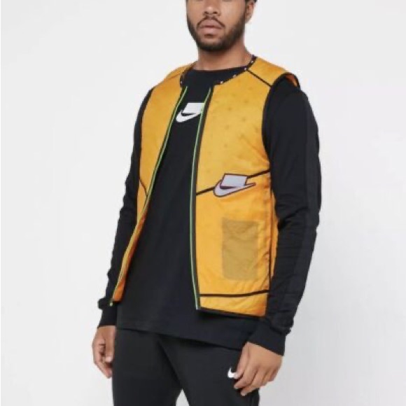 Nike Wild Run Aerolayer Vest
Nike AeroLayer Mens sz XL NEW running crossposted - Picture 1 of 8